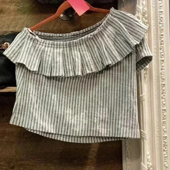 Club Monaco One-Shoulder Striped Ruffle Top Size M - Picture 5 of 8